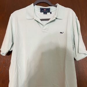 Vineyard Vines size Lg